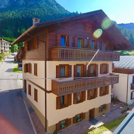 Hotel Ajarnola Locazioni Turist Auronzo di Cadore Zewnętrze zdjęcie