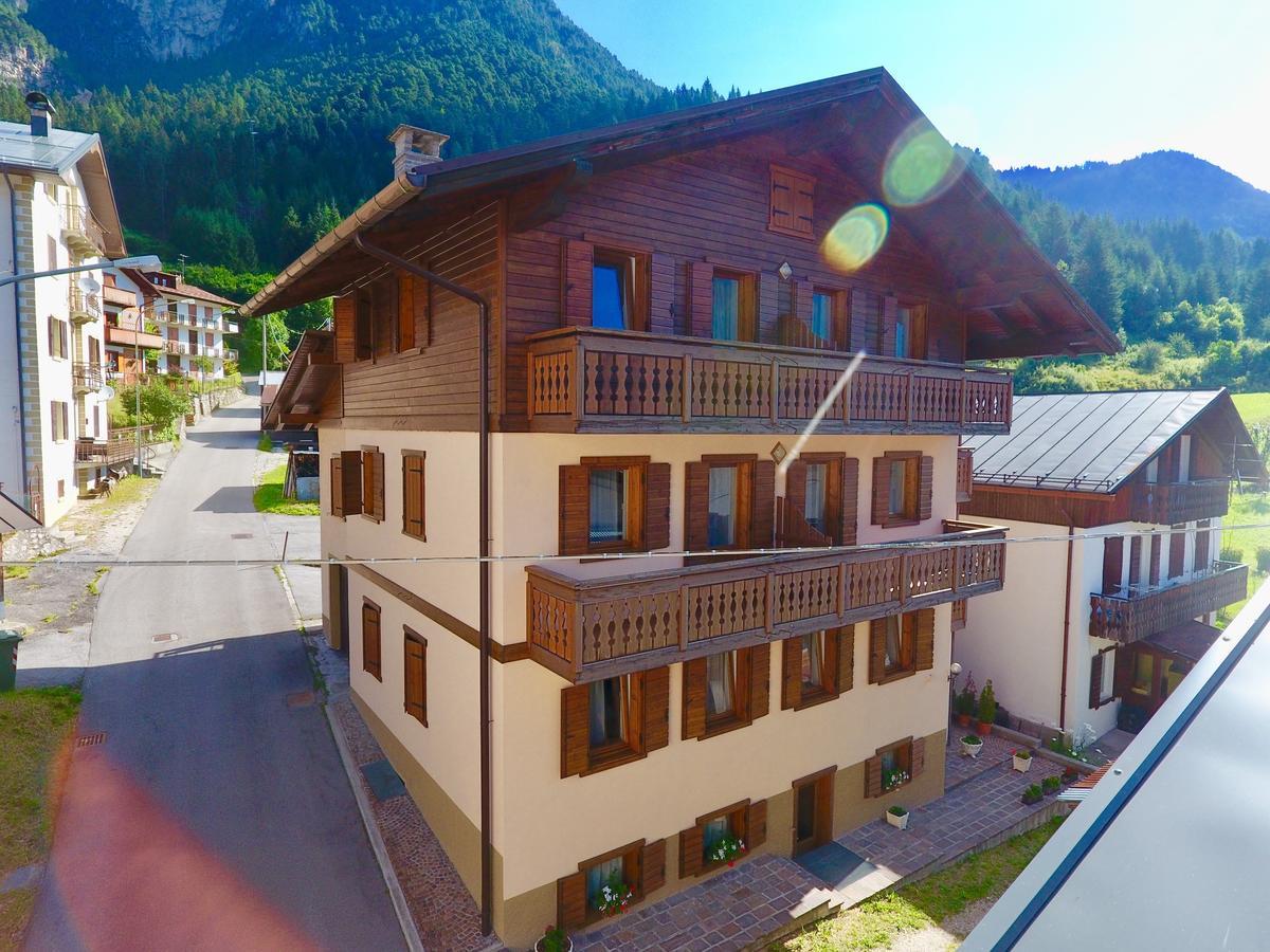 Hotel Ajarnola Locazioni Turist Auronzo di Cadore Zewnętrze zdjęcie